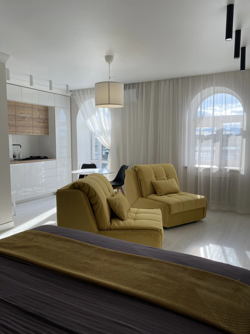 Квартира Светлая студия на берегу Волги в центре города