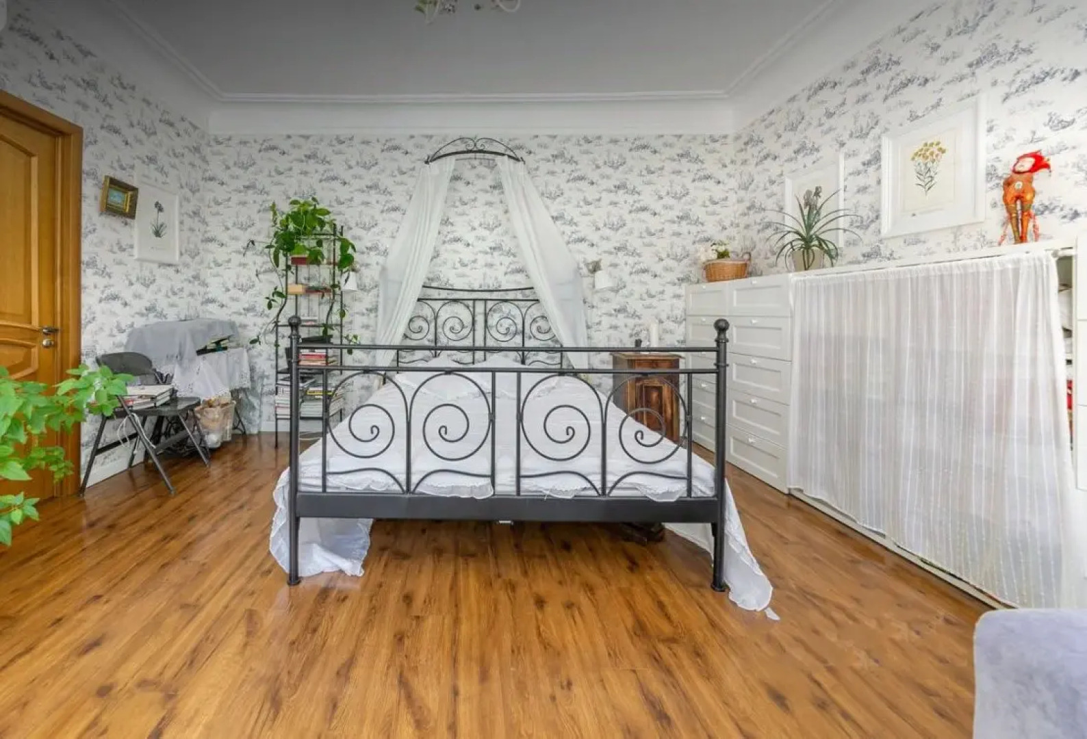 Частный дом 8-к 250 м²