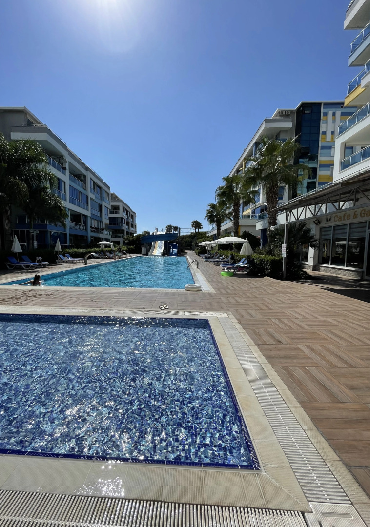 Апартаменты у моря 320 м с балконом