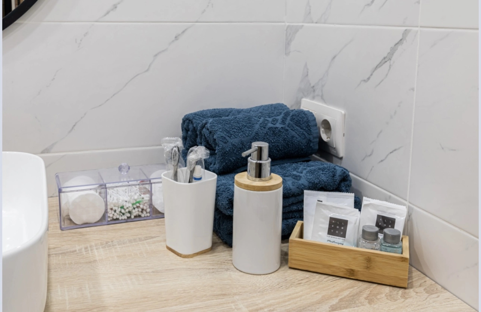 Апартаменты с видом на озеро Кабан