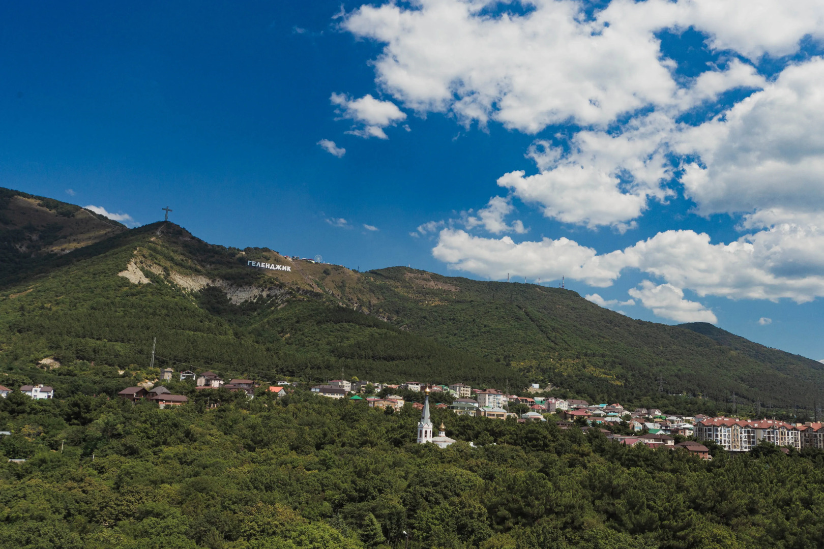 Апартаменты Вид на Горы Азимут 4