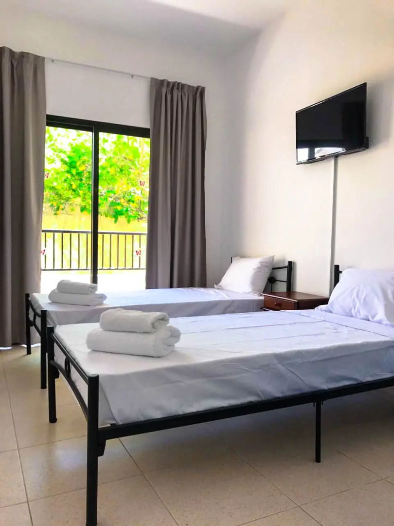 Апарт-отель Athinas Court