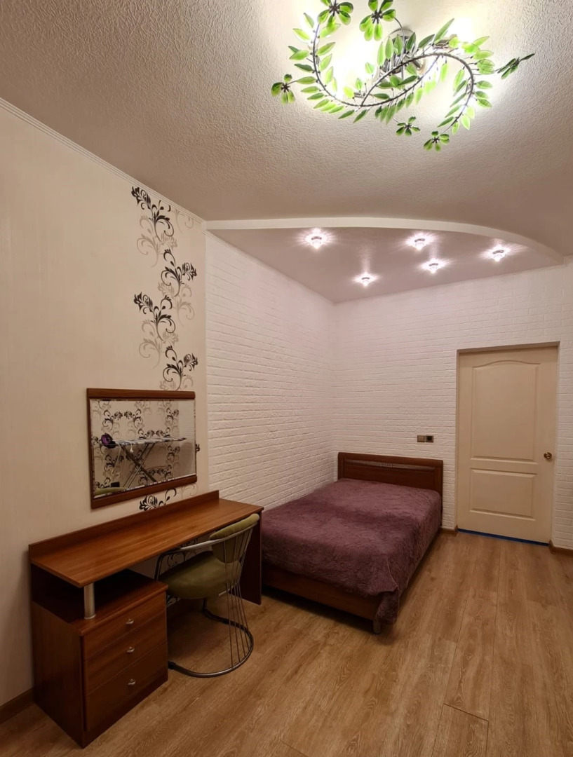 Апартаменты во Дворе Главного Офиса Норникеля