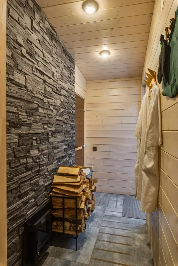 Частный дом Увеличенный А-фрейм Сад с баней и чаном