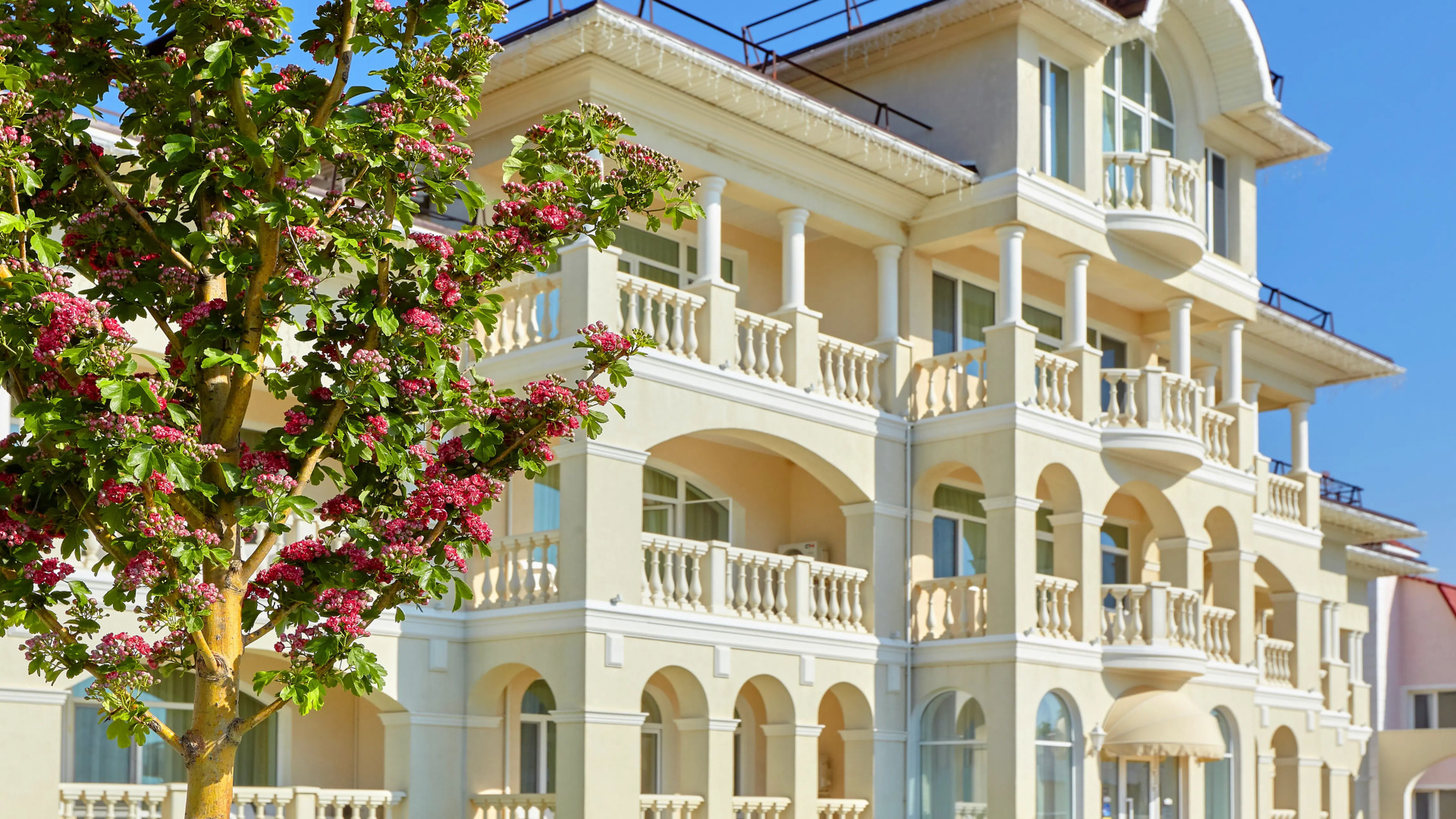 Отель Альма Дача