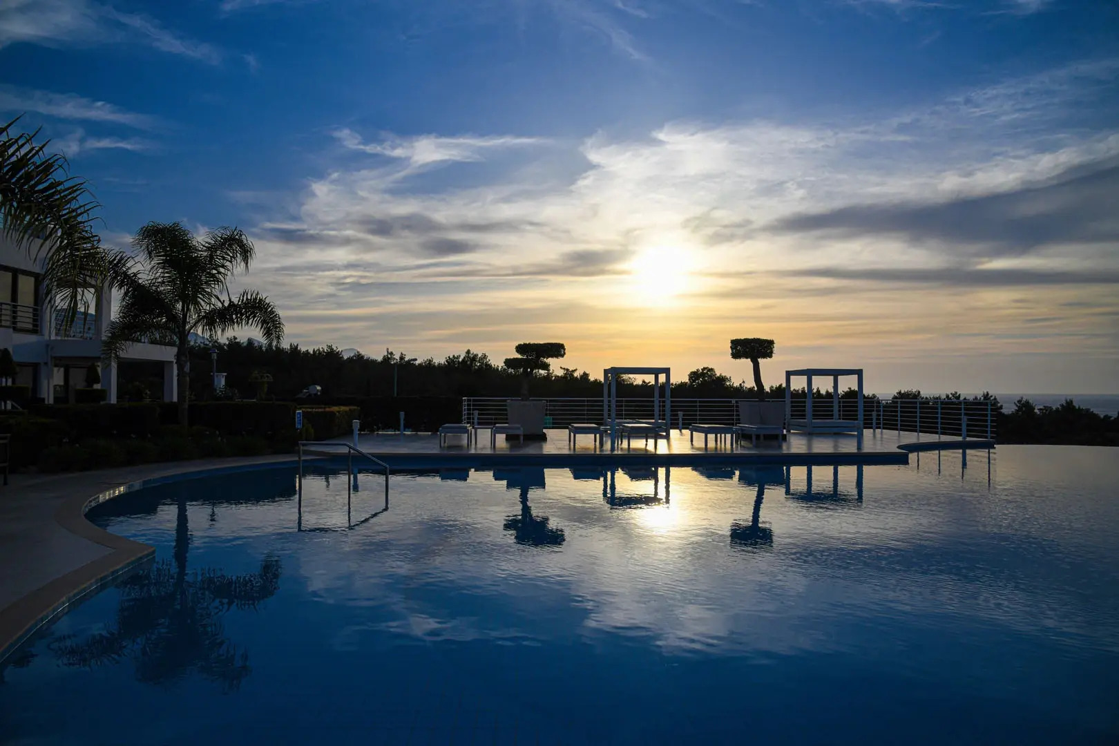 Отель Sun Valley Resort&Residency