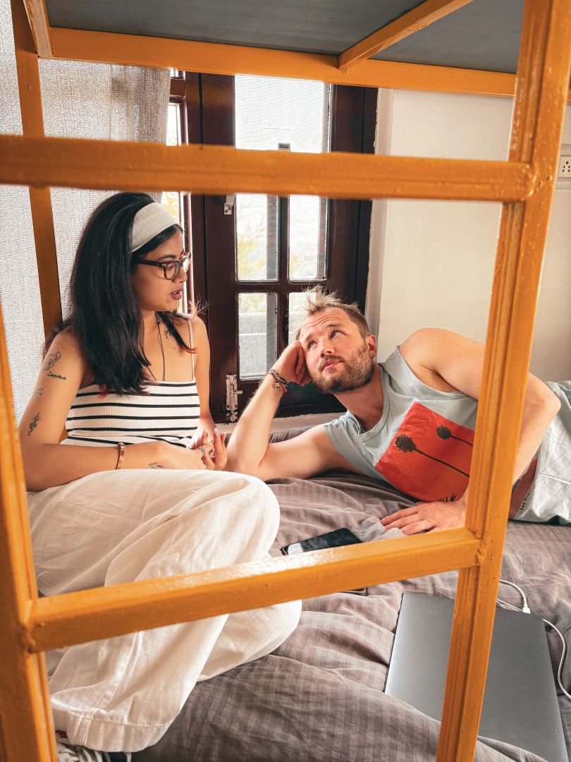 Хостел Young Monk Hostel & Cafe Dharamkot