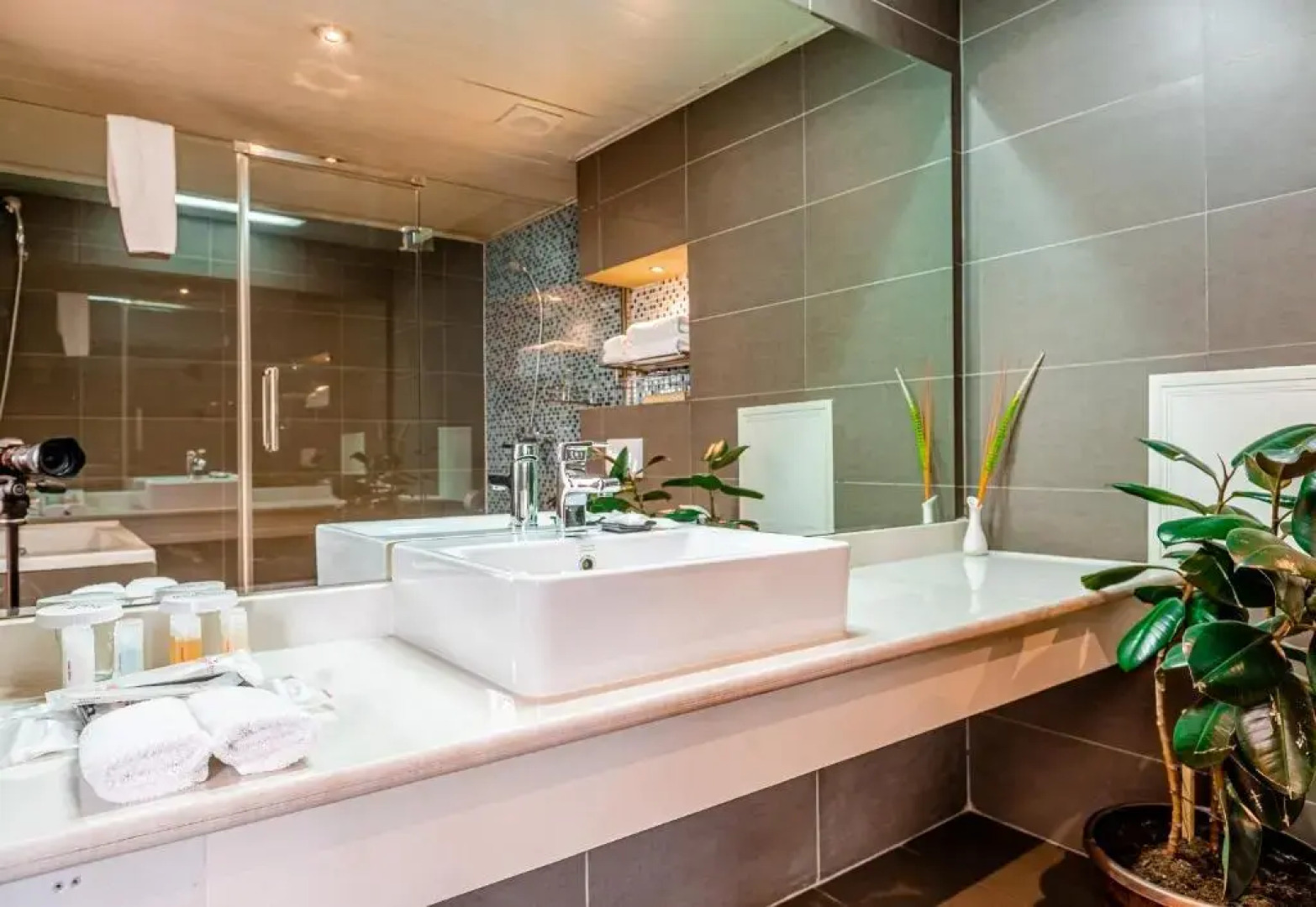 Отель Ramada by Wyndham Ulaanbaatar Citycenter