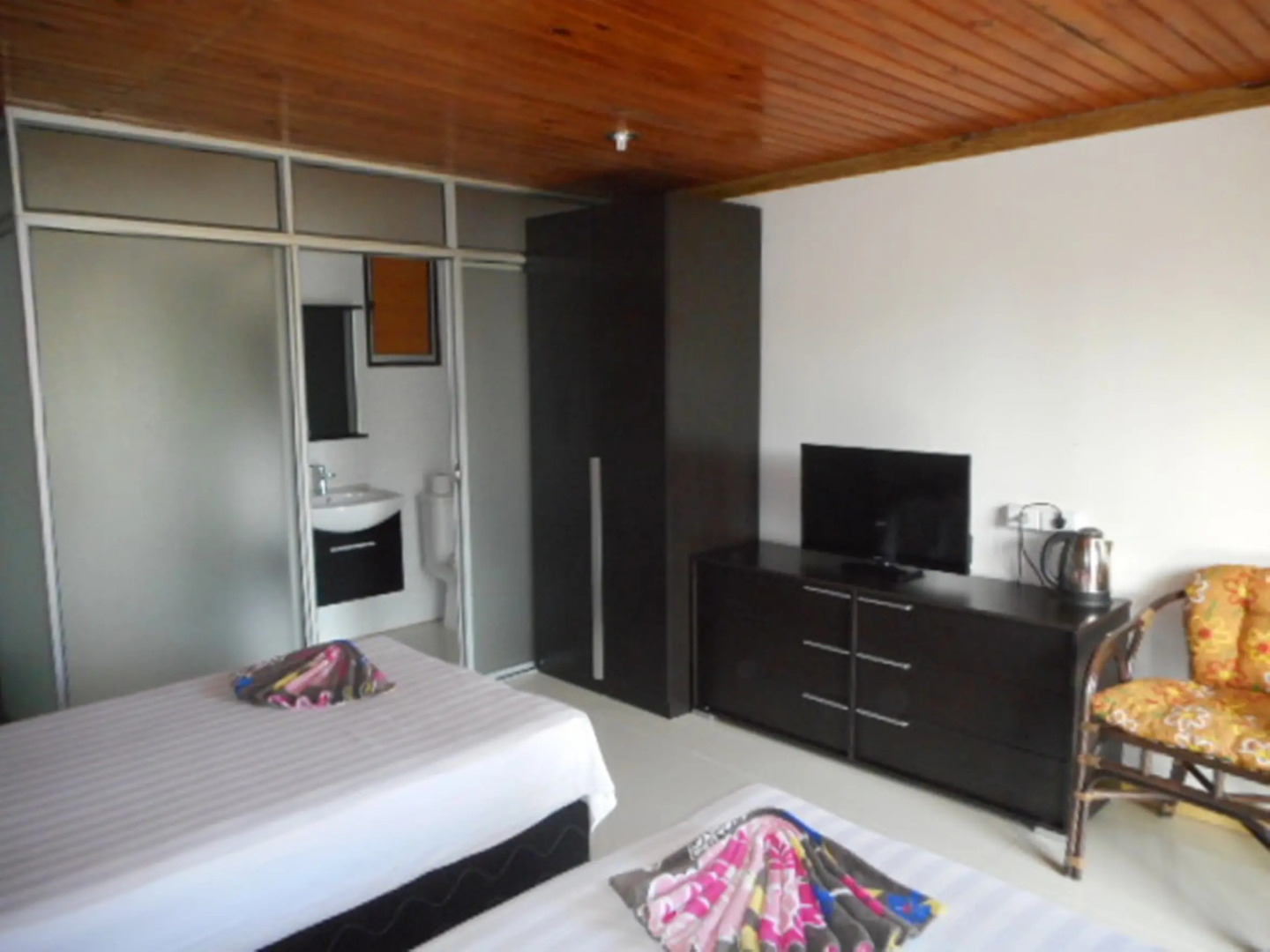 Отель Beach Escape Resort