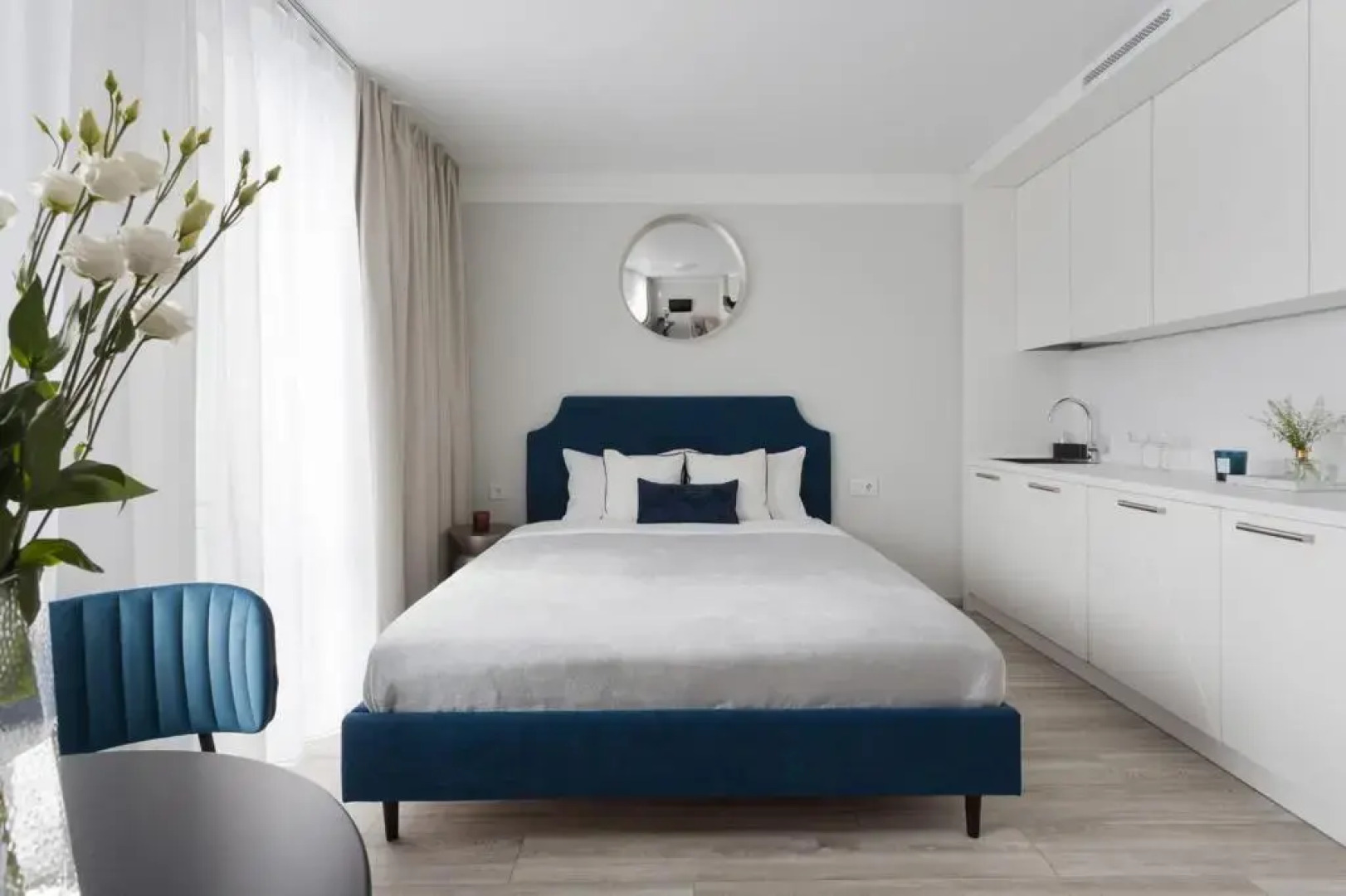 Апартаменты Квартира Cтудия у метро Бухарестская