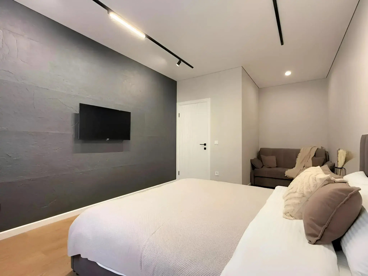 Квартира Героев Разведчиков 11/5