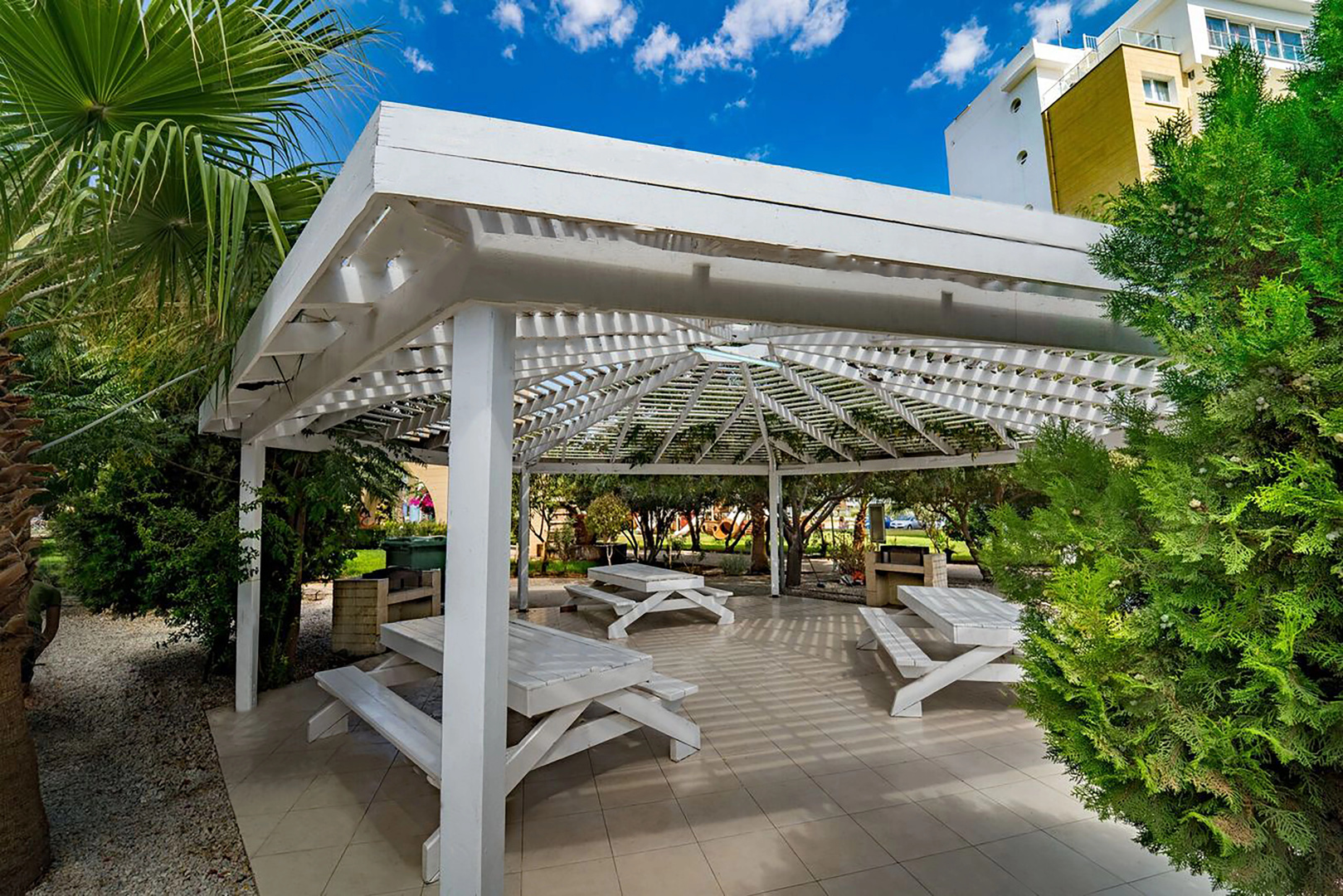 Апарт-Отель Caesar Resort & SPA