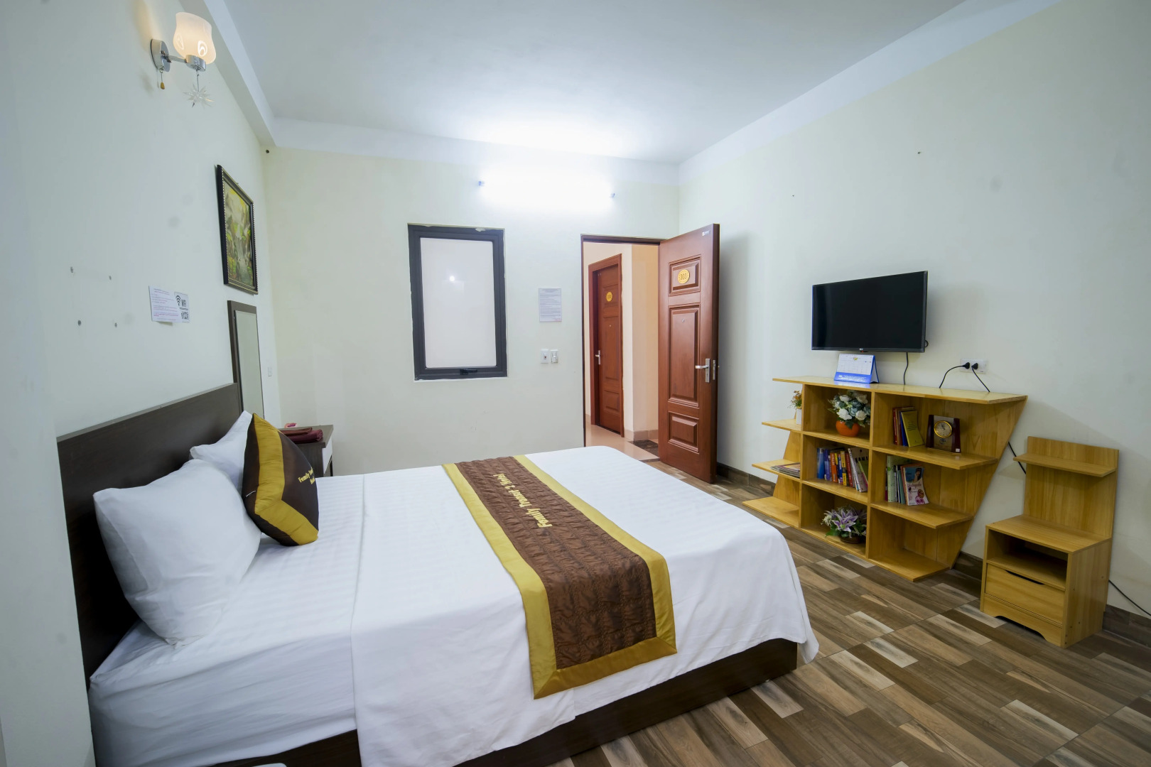 Отель Family Transit 2