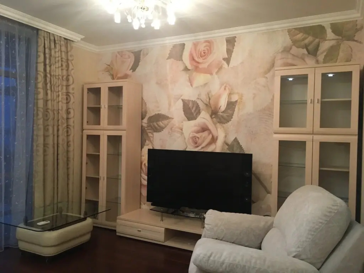 Апартаменты Элитные Апартаменты с Видом на Кремль и Реку на Меридианной 2 Версаче