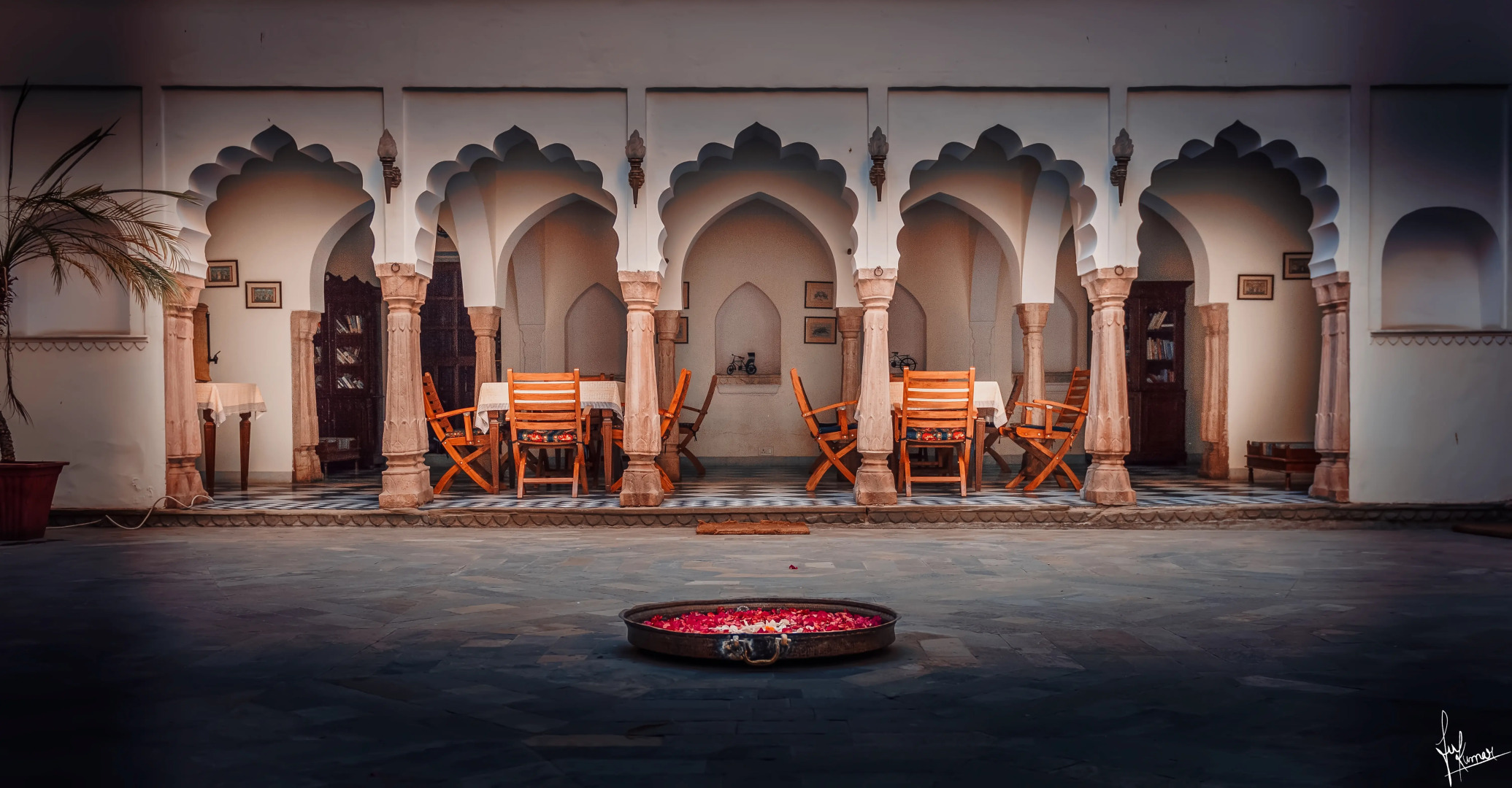 Отель Patan Mahal