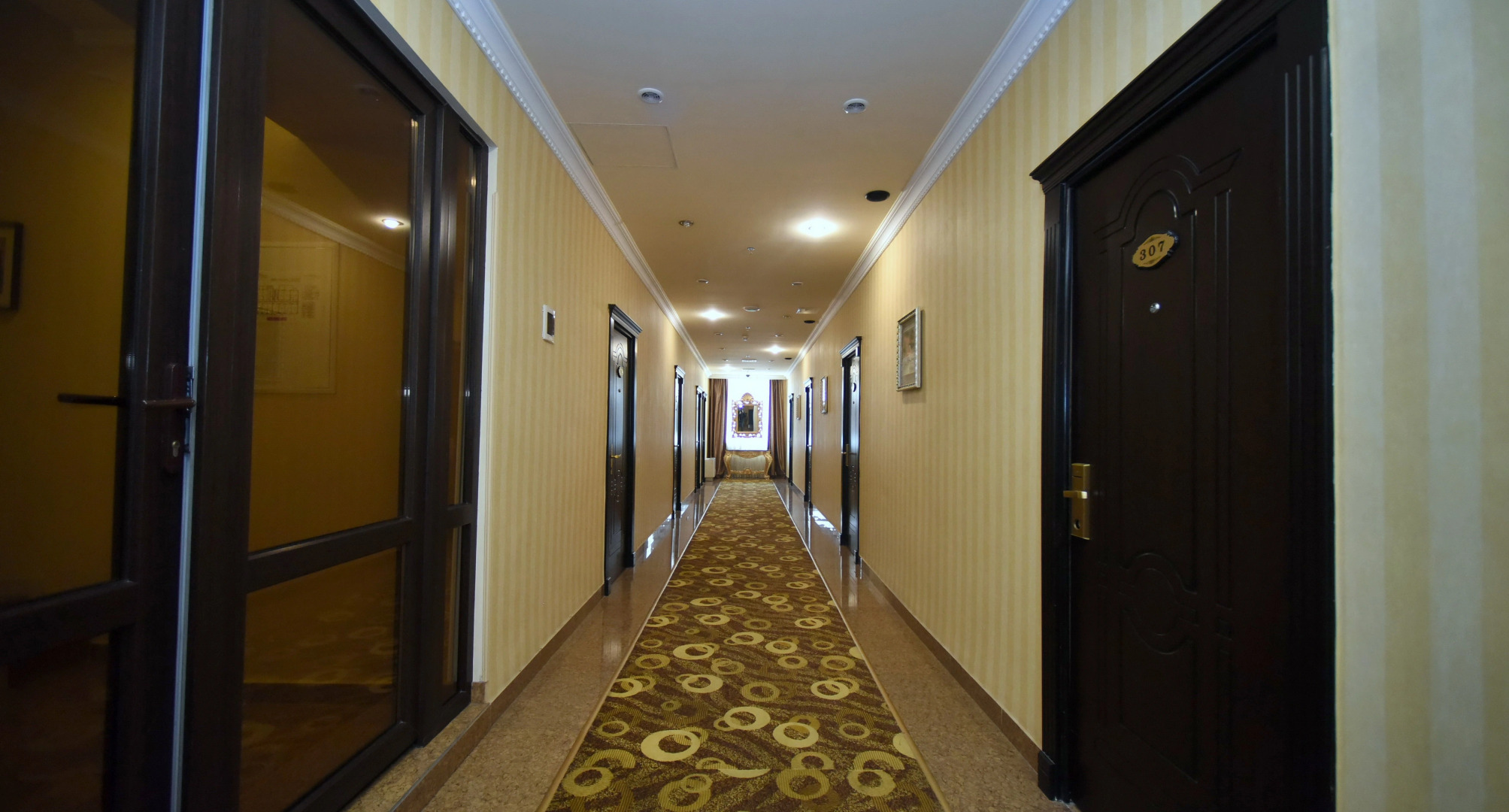 Imperial Palace Hotel