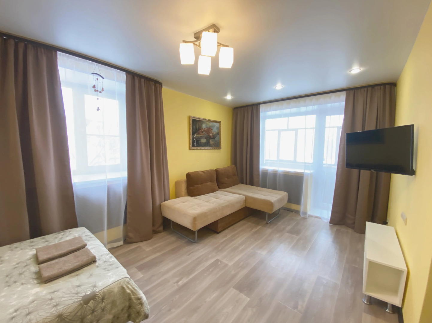 Квартира Жёлтый Нарцисс на проспекте Ленина