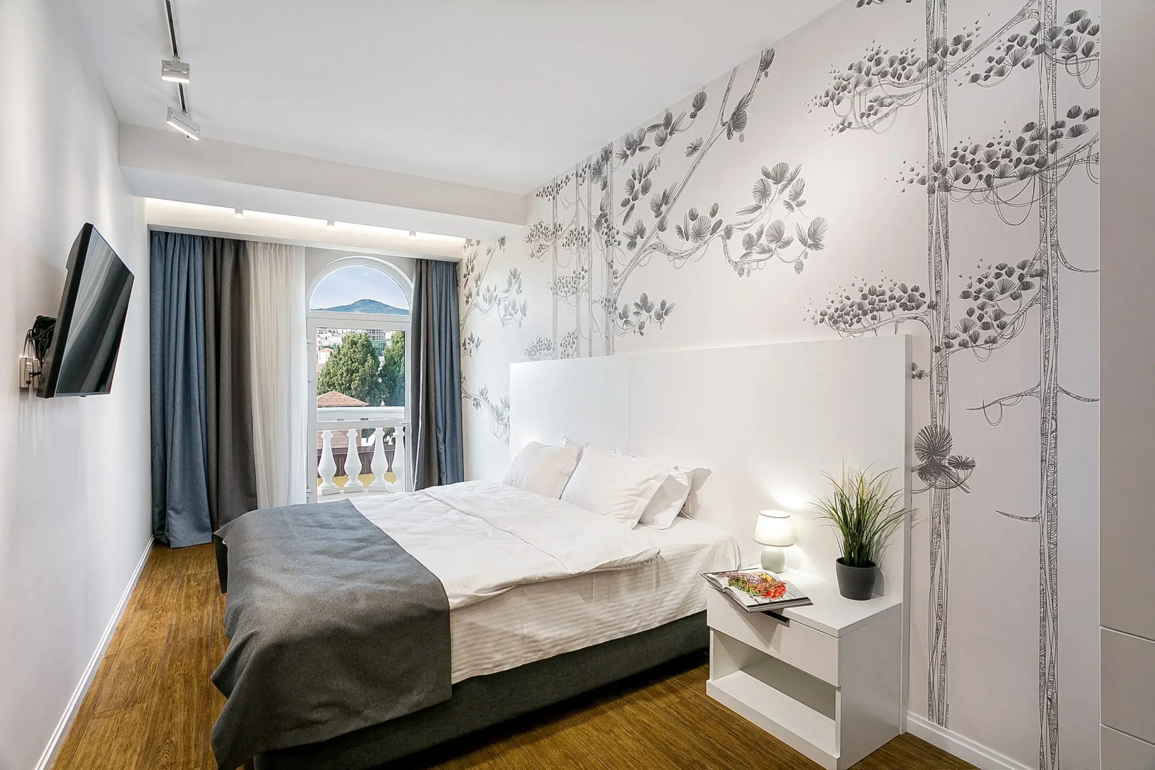 Апартаменты Дом композитора Ялта Екатеринская 3 Набережная Ялты