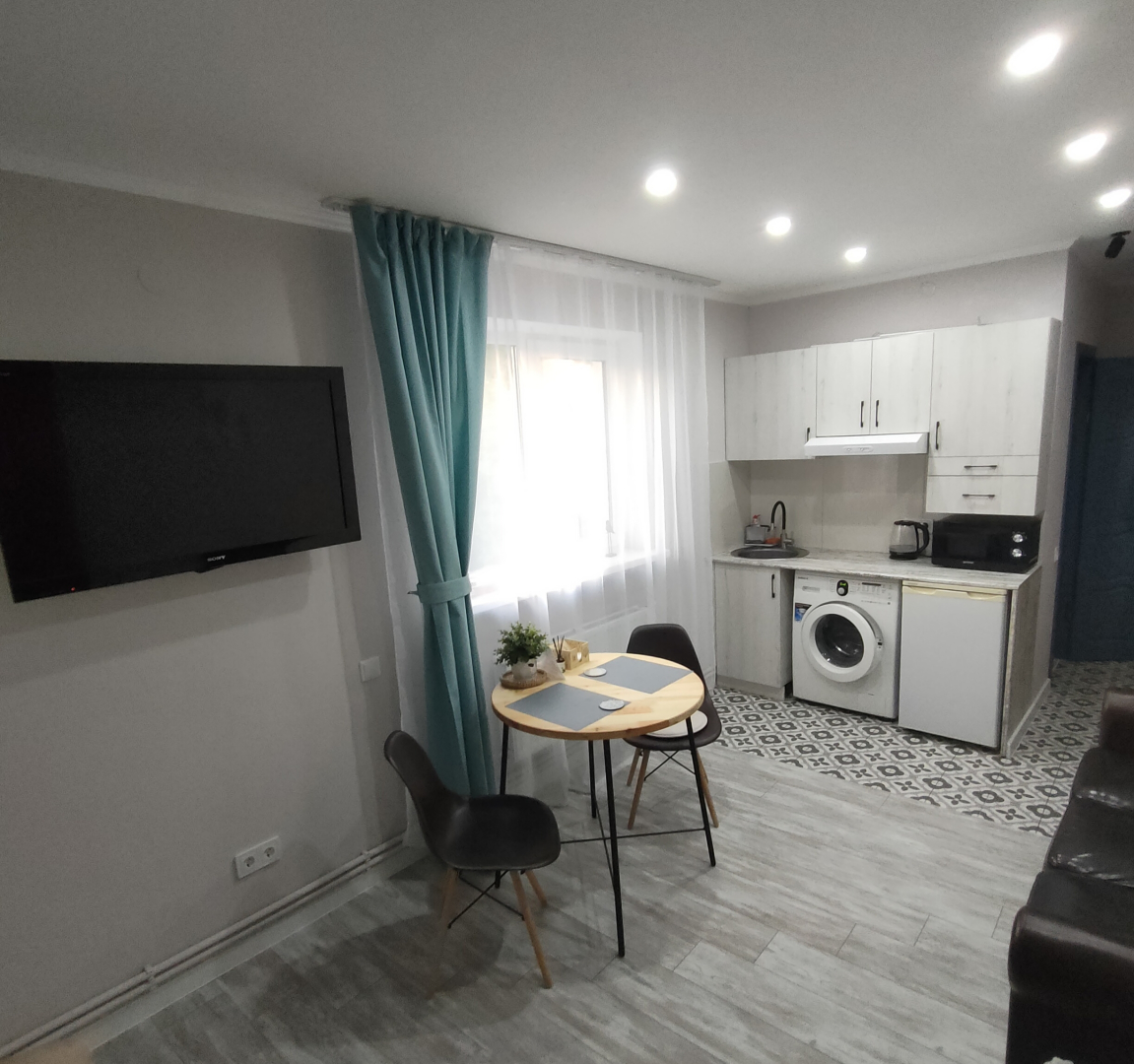 Квартира За Сценой