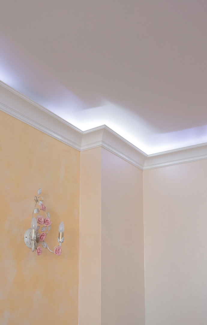 Bulvar 60-Letiya Pobedyi 10 Apartments