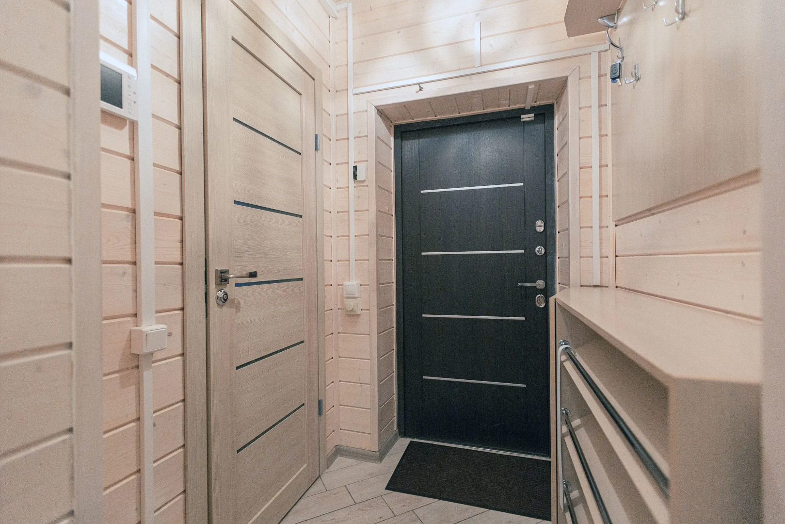 Частный дом WhiteyHouse половина 2