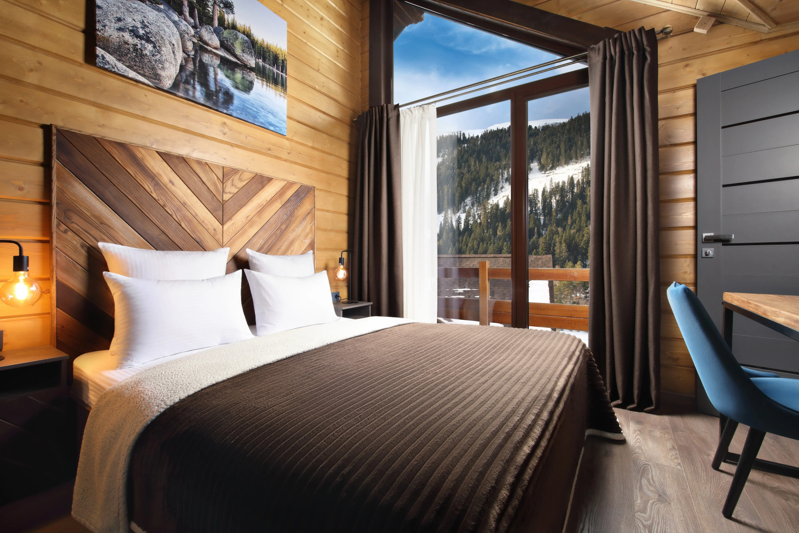 Axis Миррос Архыз