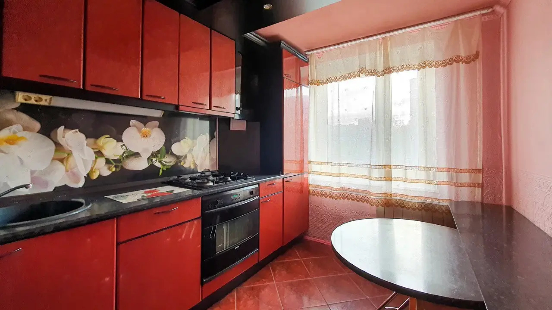 Апартаменты на улице Максима Горького 140