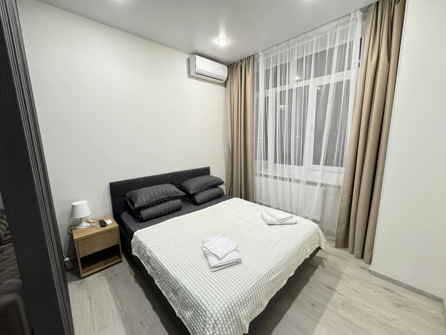 Апартаменты на Толстого (Кремлевская Набережная)