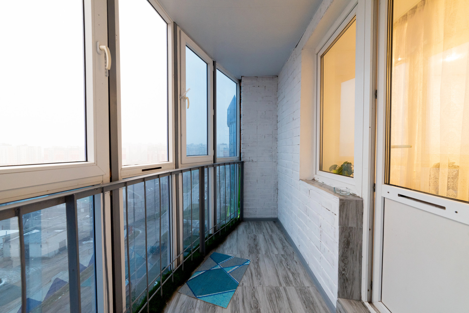 Квартира Жилье Ул.Лазурная д.9