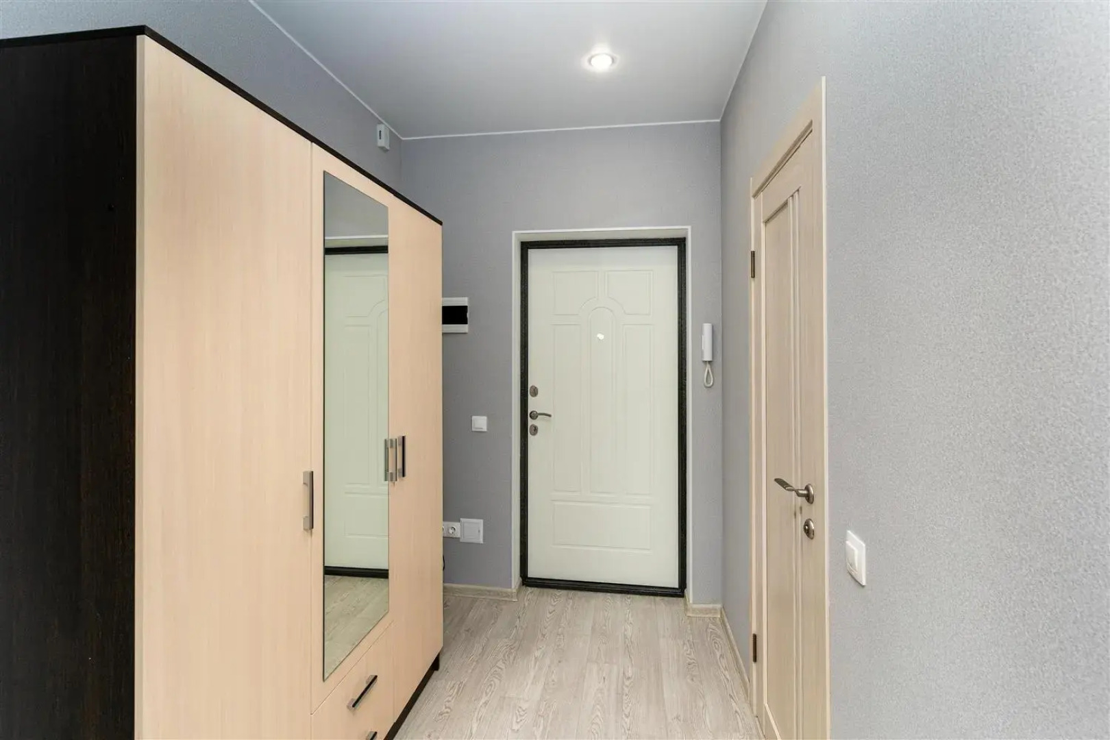 Апартаменты недалеко от аэропорта в новостройке