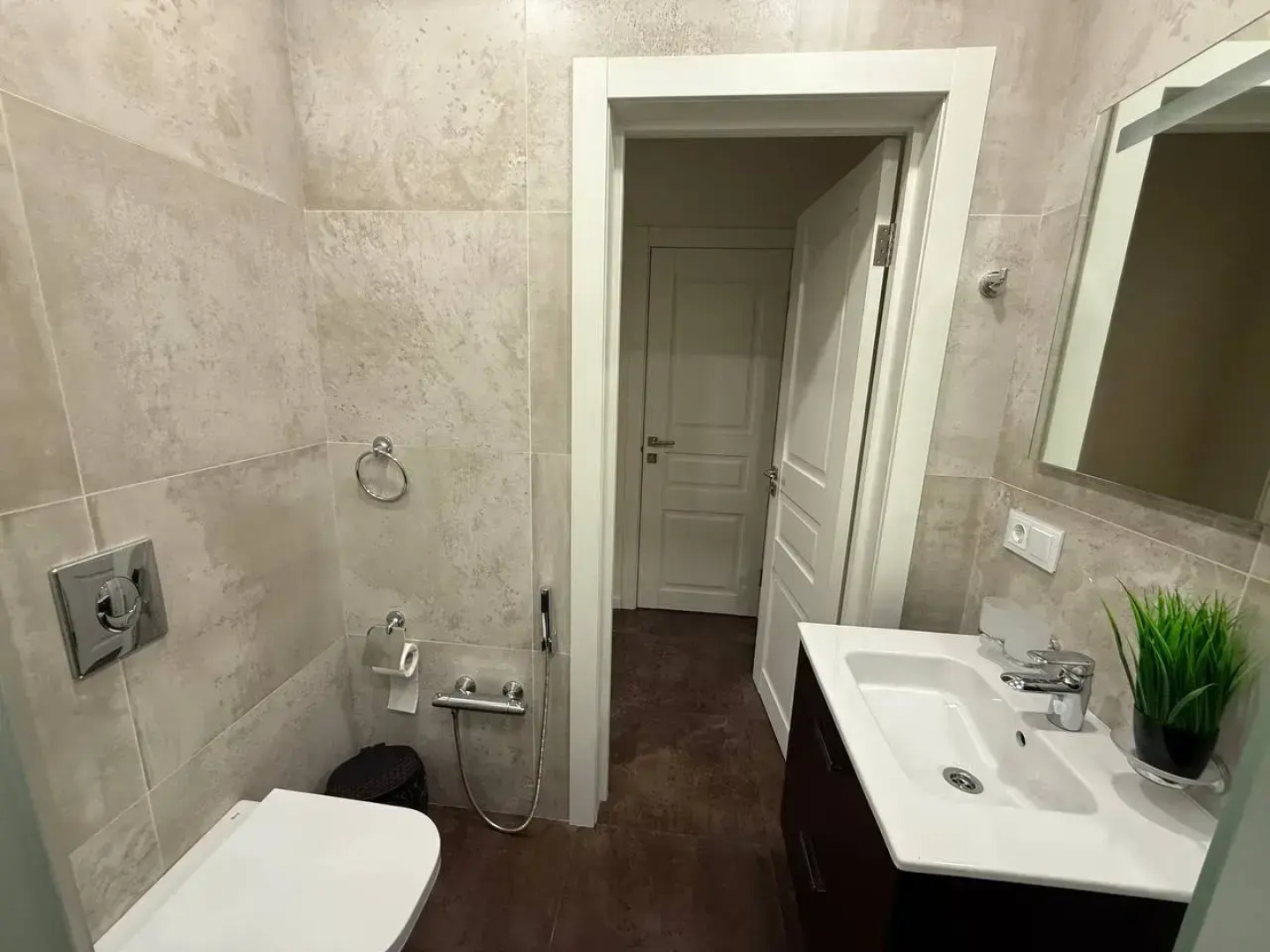 Апартаменты Deluxe c двумя спальнями и сан. узлами на Баумана ApartKazan