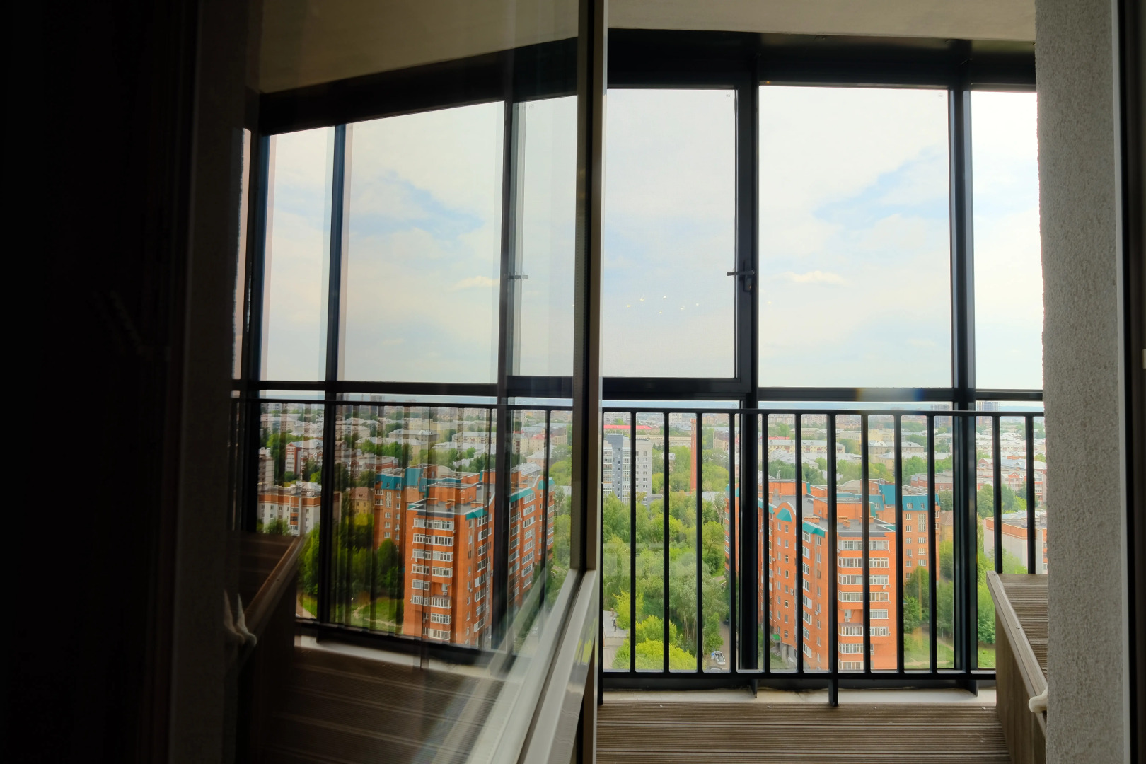 Апартаменты ЭКО на 20 Этаже в Доме с Парком на Крыше