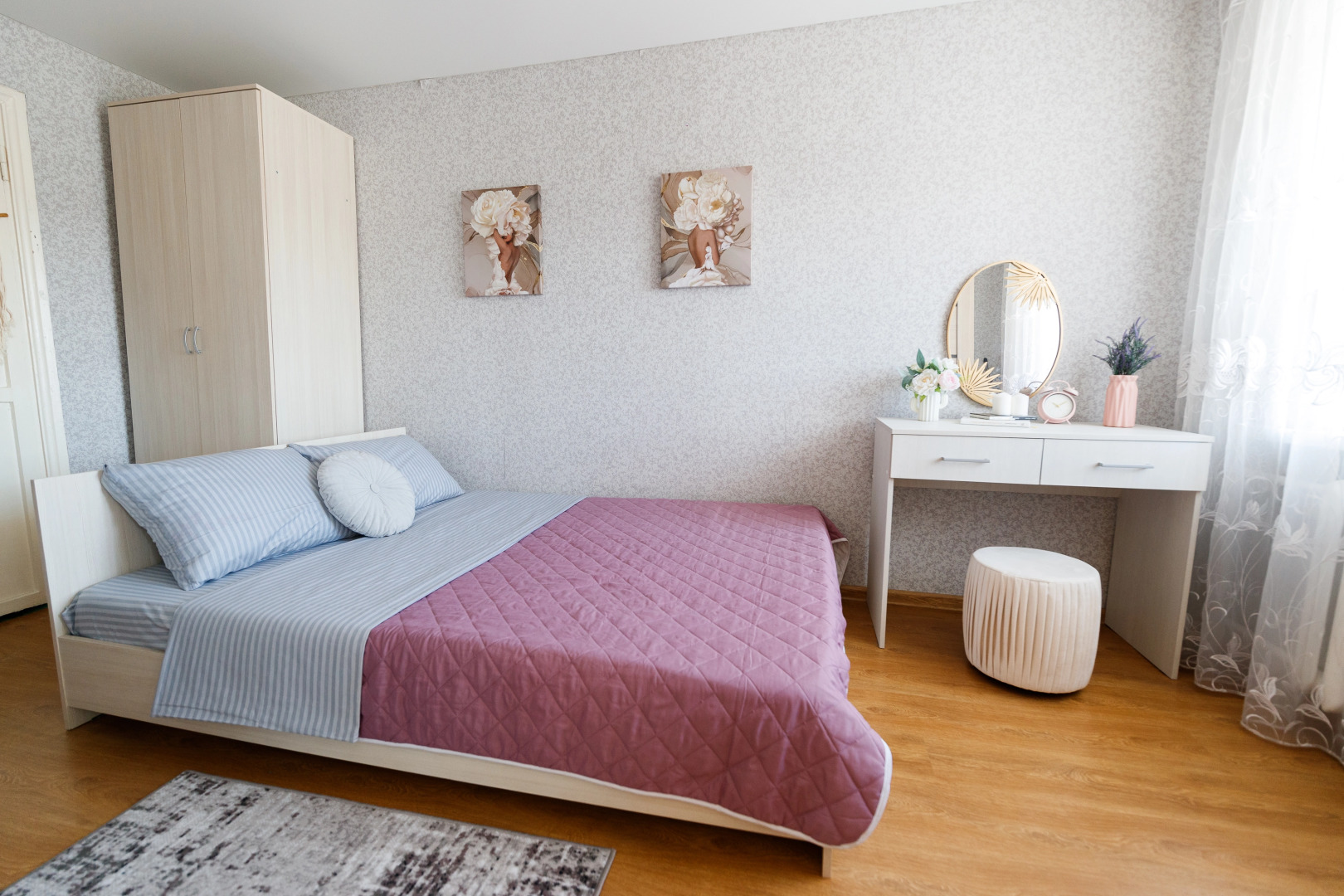 Просторная Двухкомнатная Квартира на 6 Гостей Проспект Октября 101 Театр Кукол