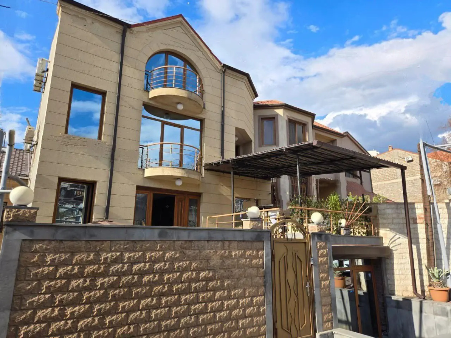 Caribian Hotel Yerevan