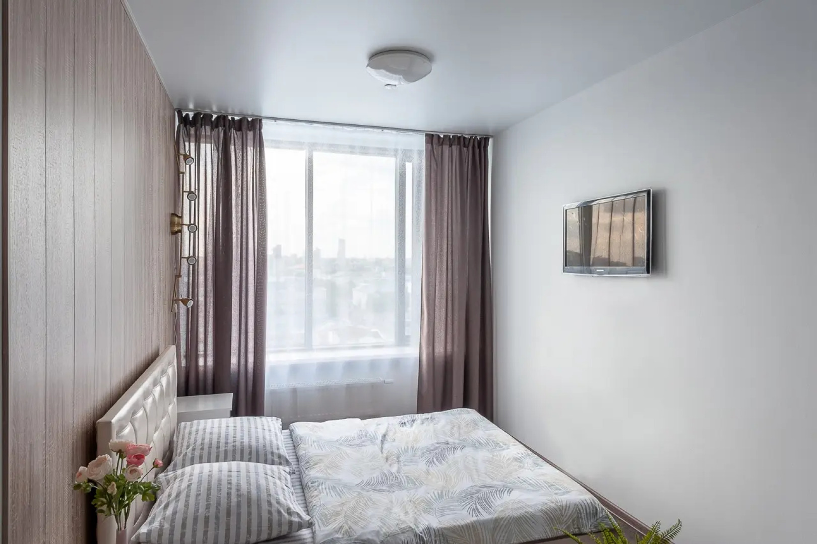 Апартаменты ApartHause с живописным видом на центр Екатеринбурга