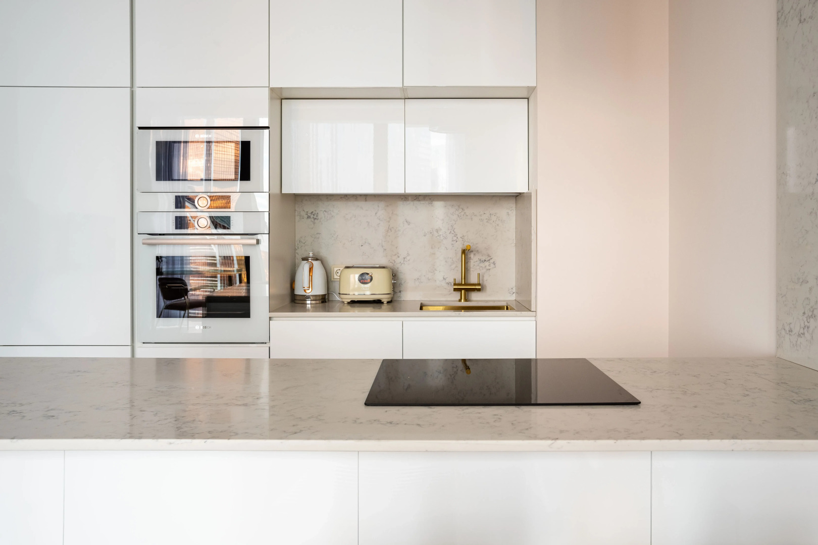 Апартаменты Sky City Moscow LUX Студия с большим окном с видом на все башни и город!