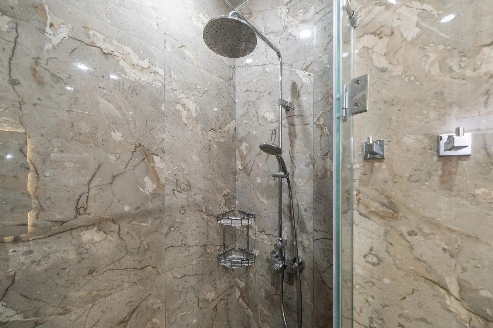 Апартаменты Миррор