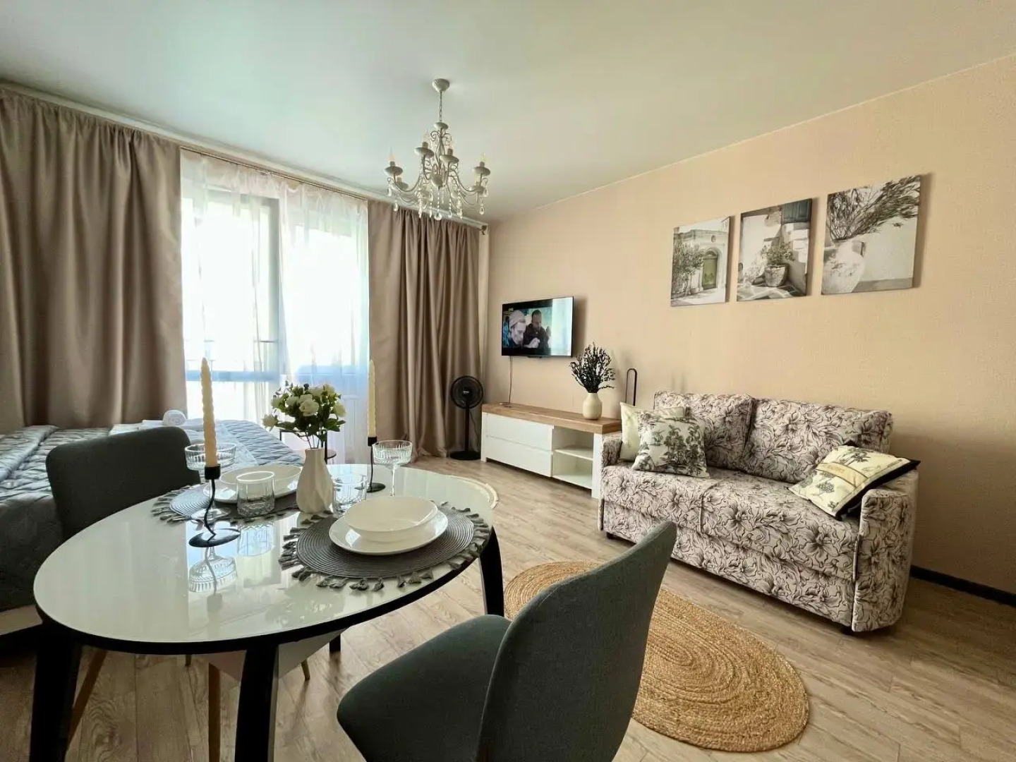 Квартира Уютная студия в 5 минутах от ТРЦ Планета