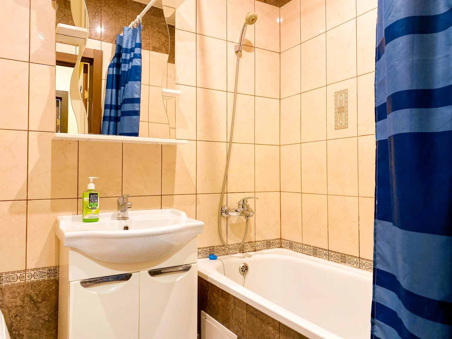 Апартаменты Акварель