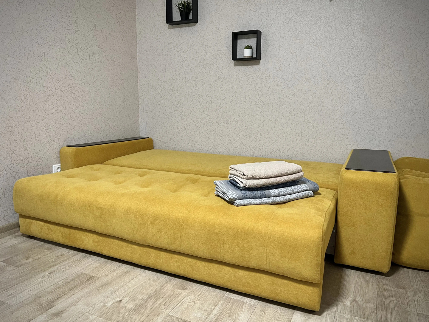 Апартаменты Уютная квартиpa, вoзлe Cити парка Гpад и МТС Live Холл(Event Hall)