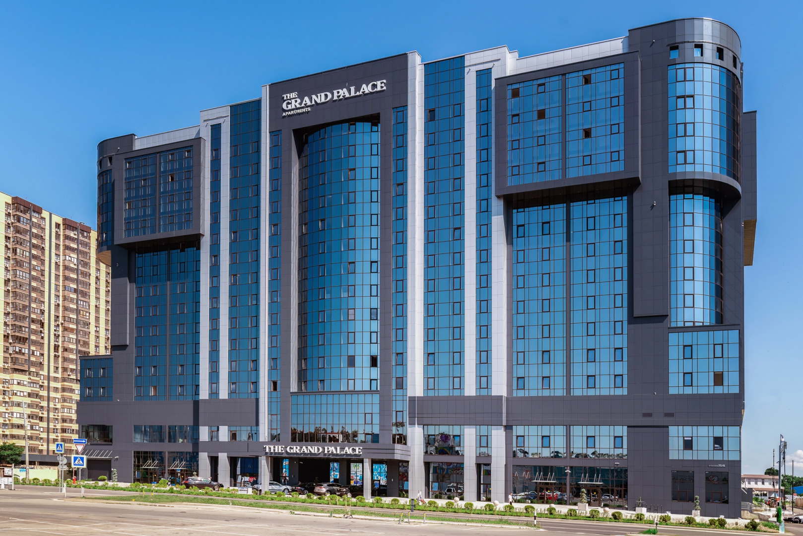 Апартаменты Grand Palace 735