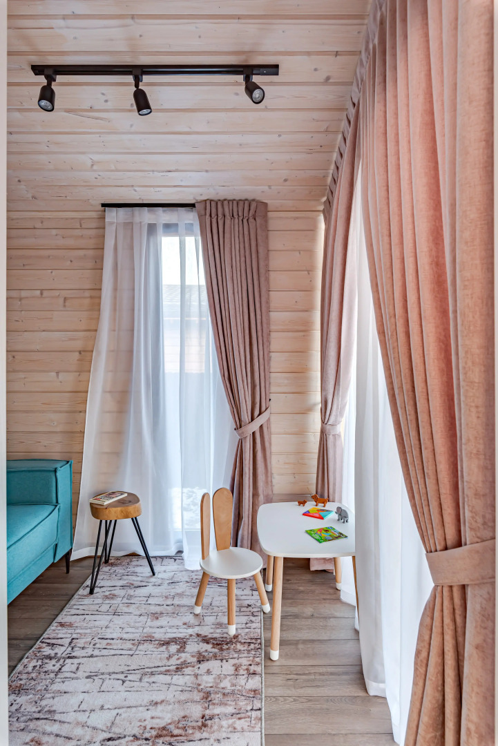 Частный Дом с камином, сауной и панорамными окнами