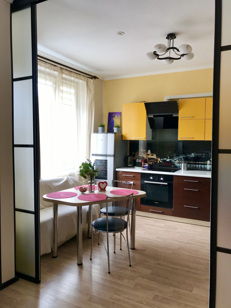 Апартаменты LIKE HOME APARTS Центральная 52/1