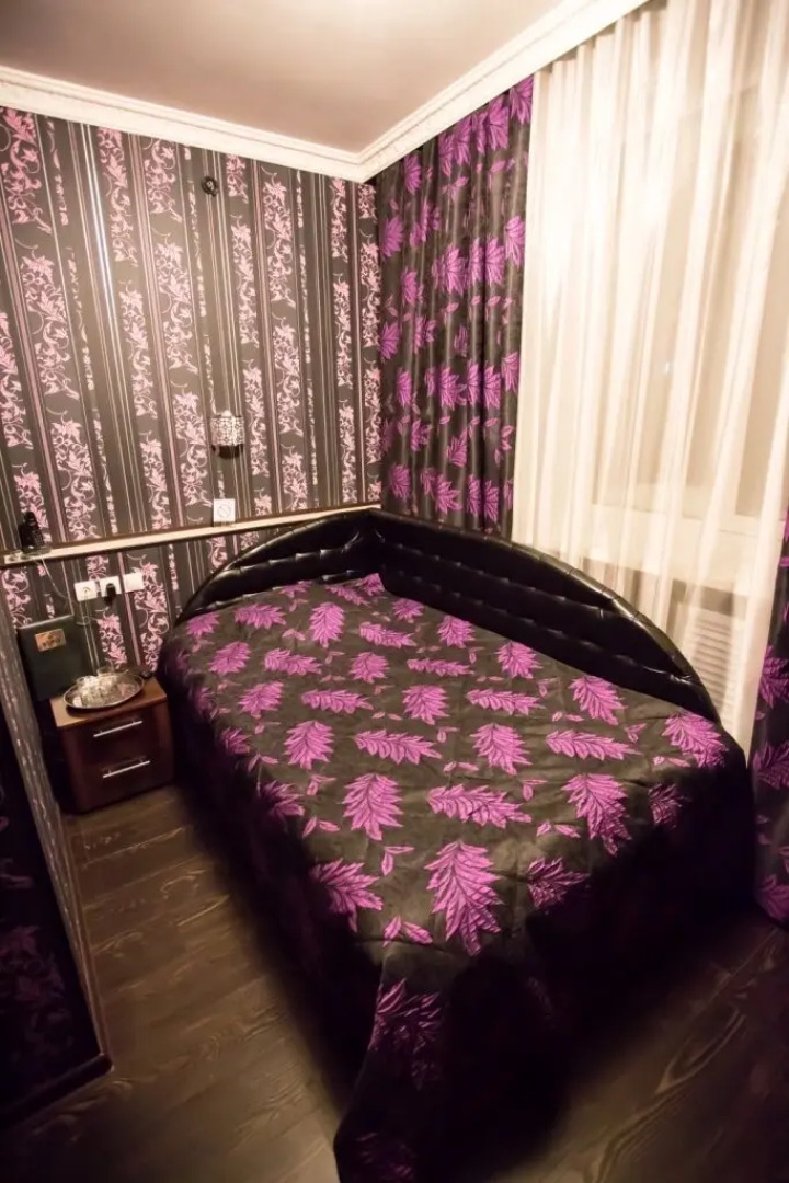 Гостиница Кристалл