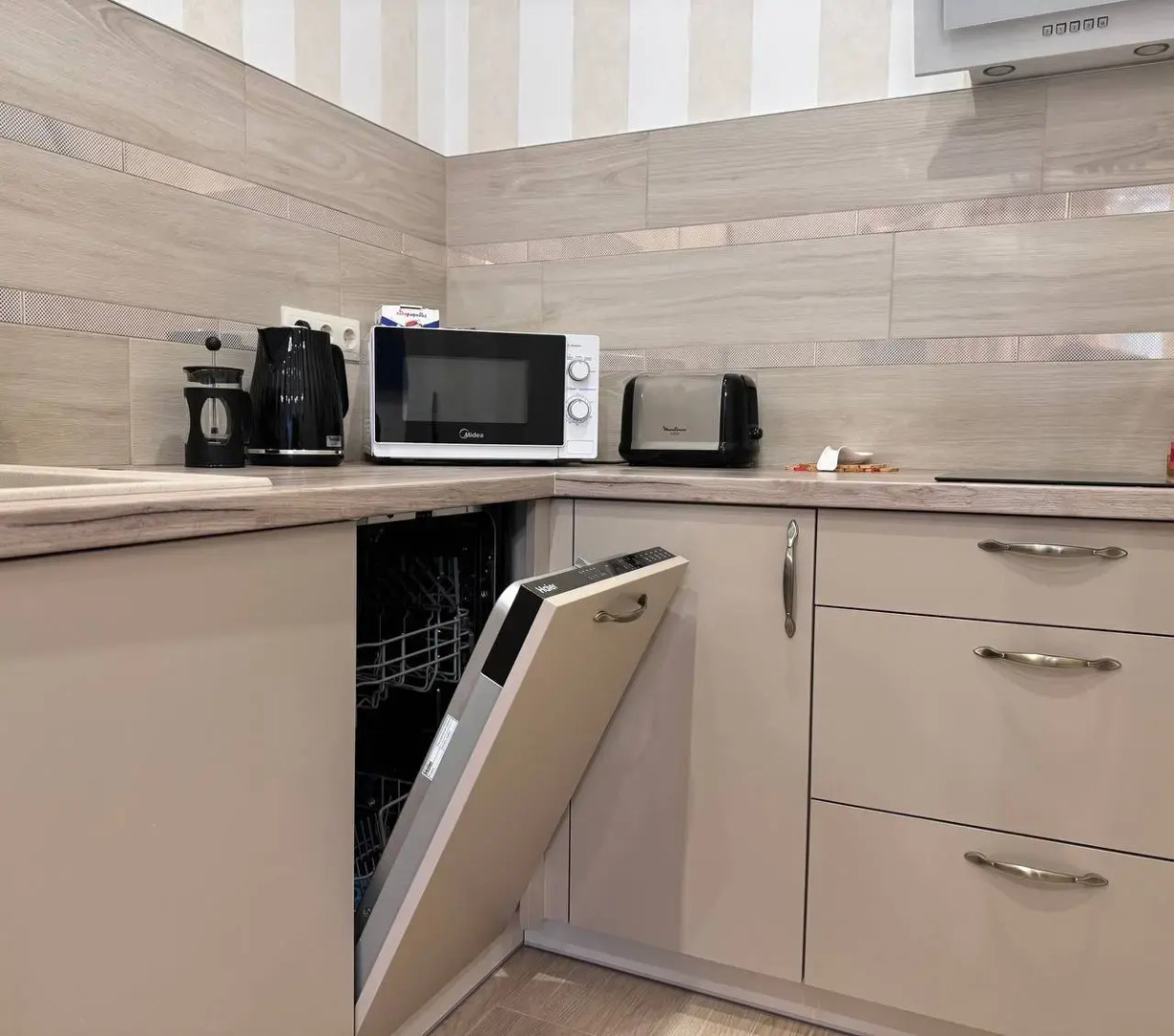 Апартаменты 39квартир №5 на первой линии моря со своей зоной барбекю