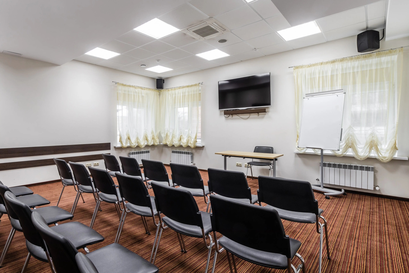 Отель Веструм