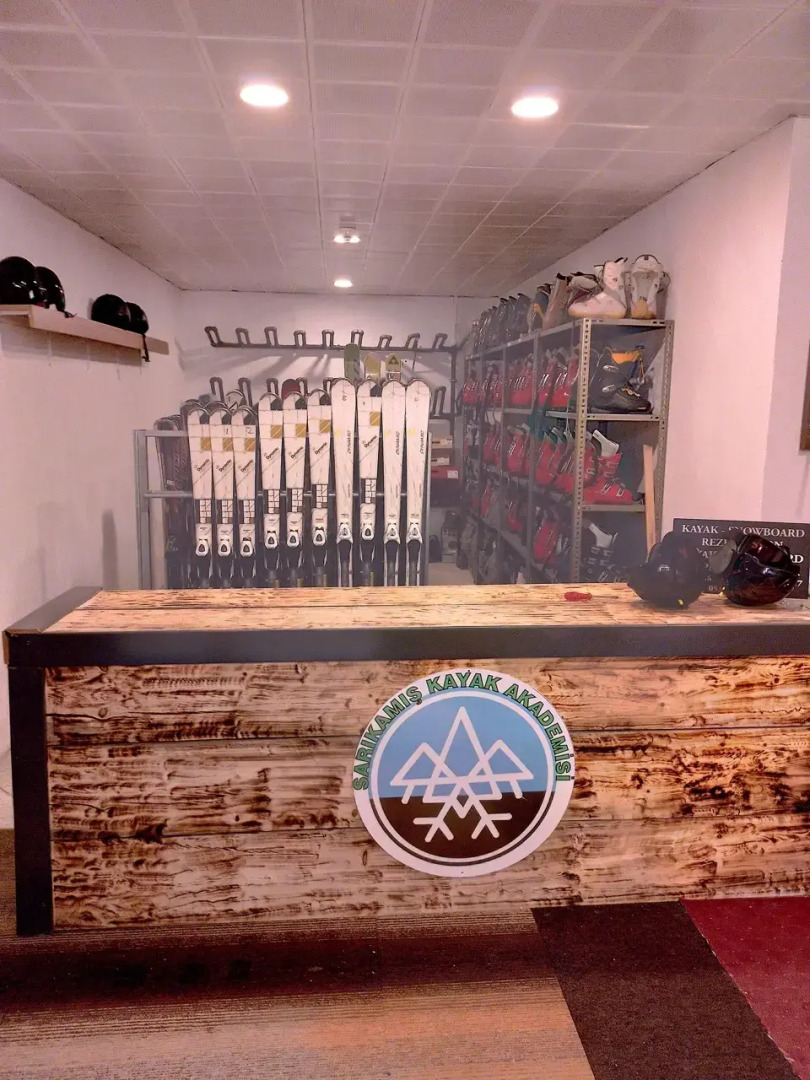 Отель Metinoğlu Pansiyon (Chalet Khione) Sarıkamış