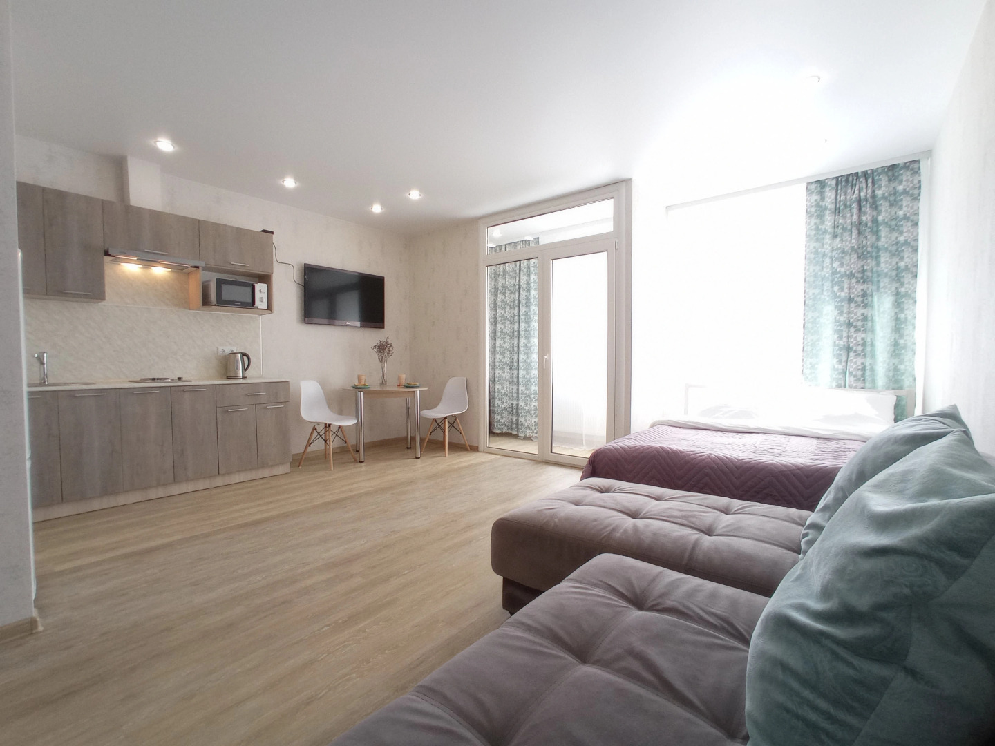 Апартаменты на Немировича-Данчеко 156