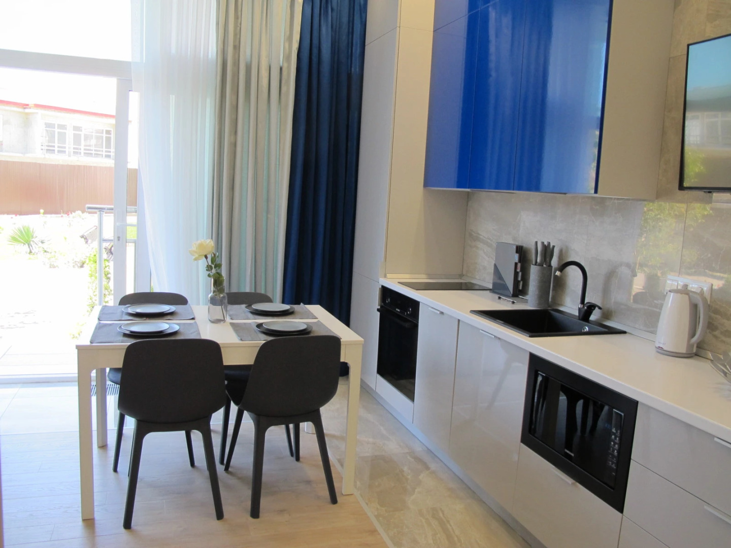 Апартаменты на Бульваре Надежд 4/3