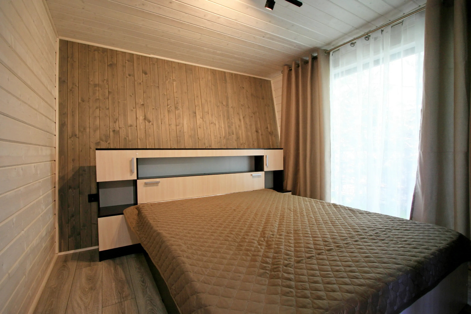 Частный Дом в Аренду Zaimka Трехкомнатный